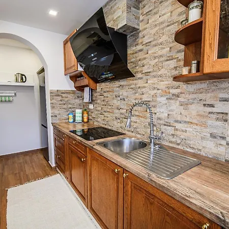 Ej Apartments With Ev Station Apartma *