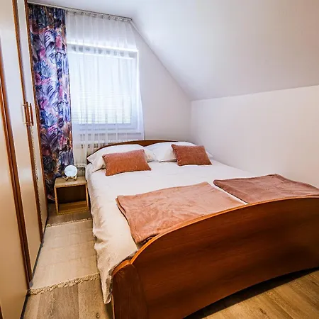 Διαμέρισμα Ej Apartments With Ev Station Bovec