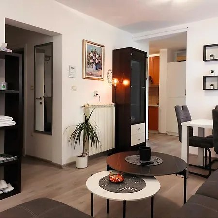 Ej Apartments With Ev Station Διαμέρισμα *